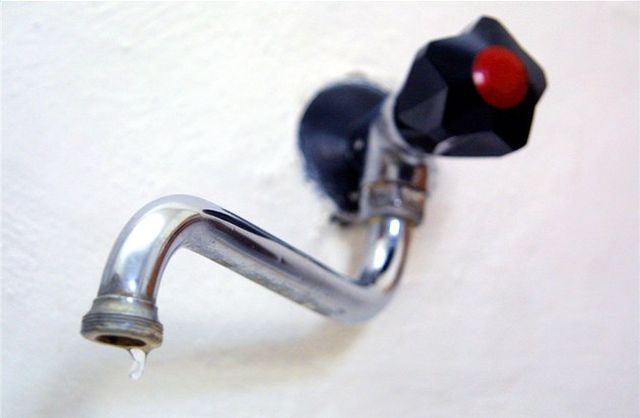Jak ušetřit za ohřev teplé vody