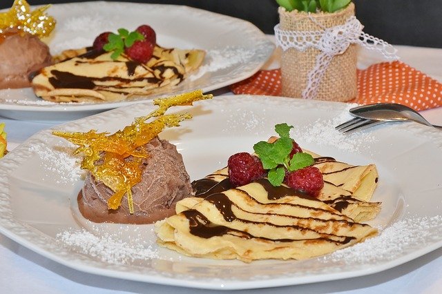 Crêpes jak z partesu: Nejlepší recept i palačinkovač